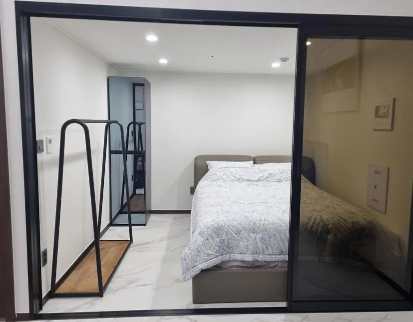 Ddp New House Apartment Seoul 0*,
